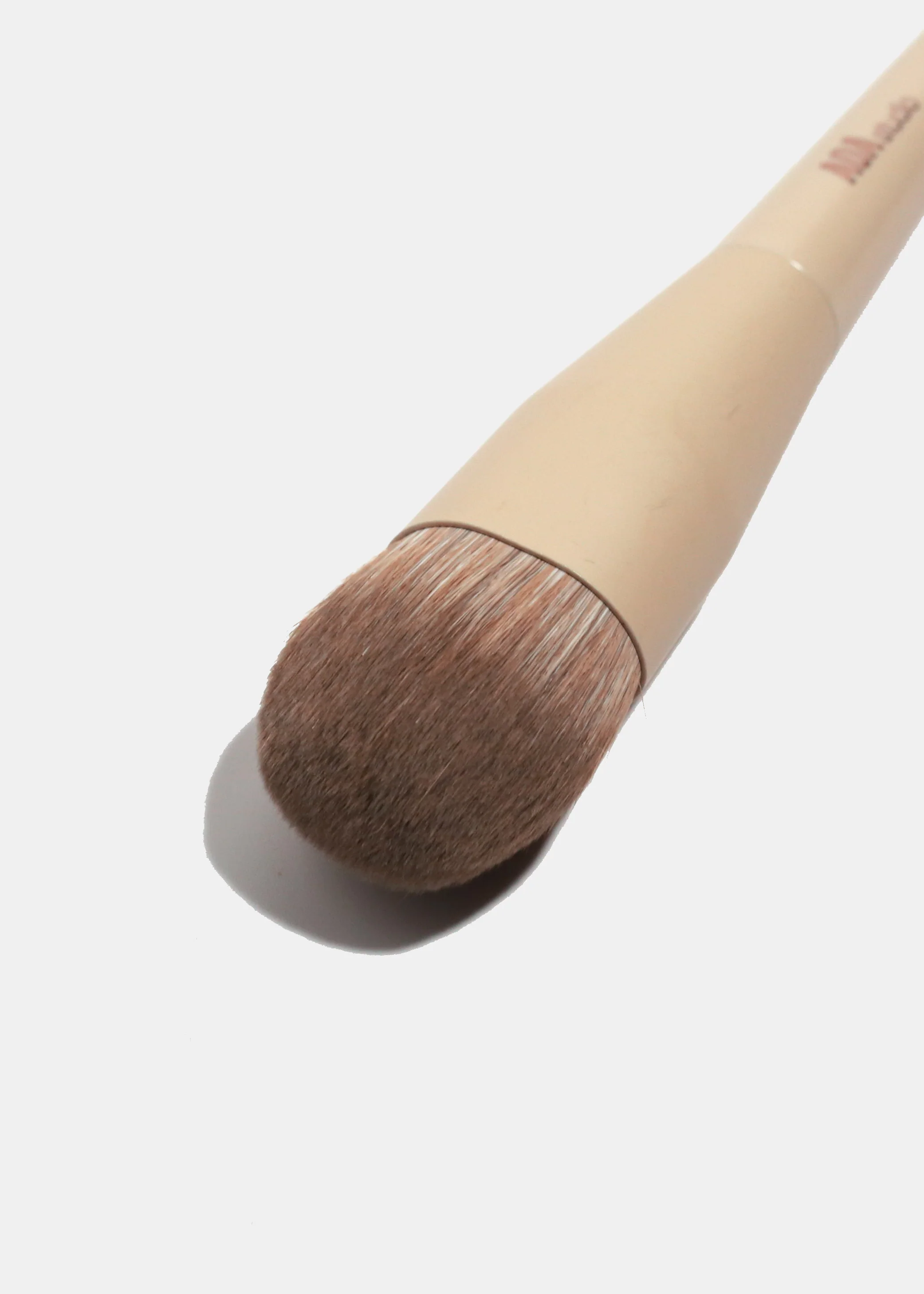 AOA Hero Single Brush – F38 Foundation Buff Brush - Image 3