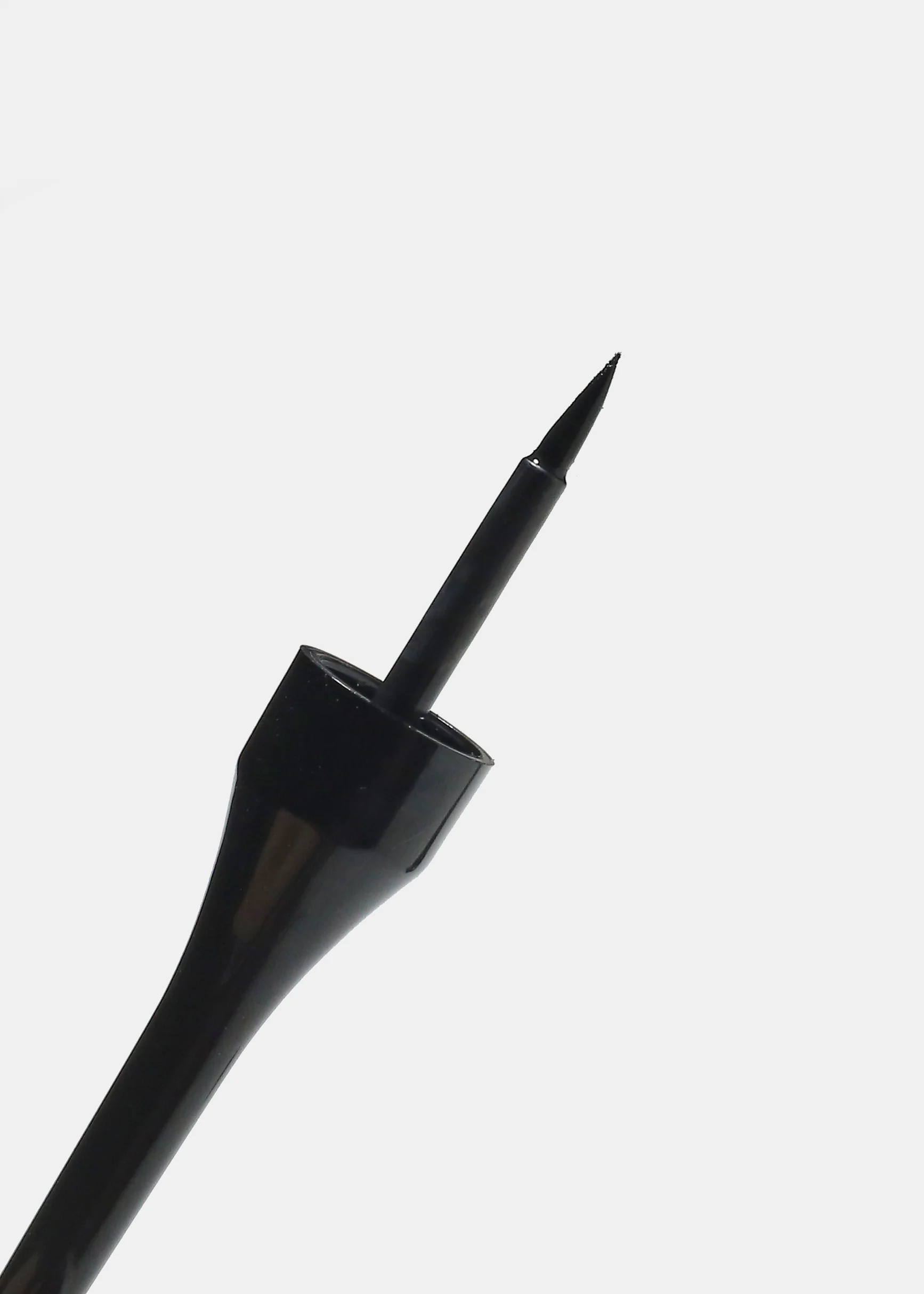 AOA Muse Liquid Eyeliner - Image 2