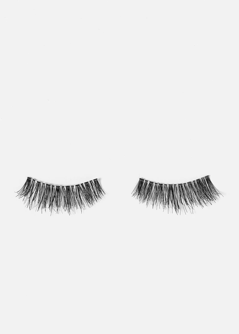 AOA Studio Eyelashes - Luella - Image 4