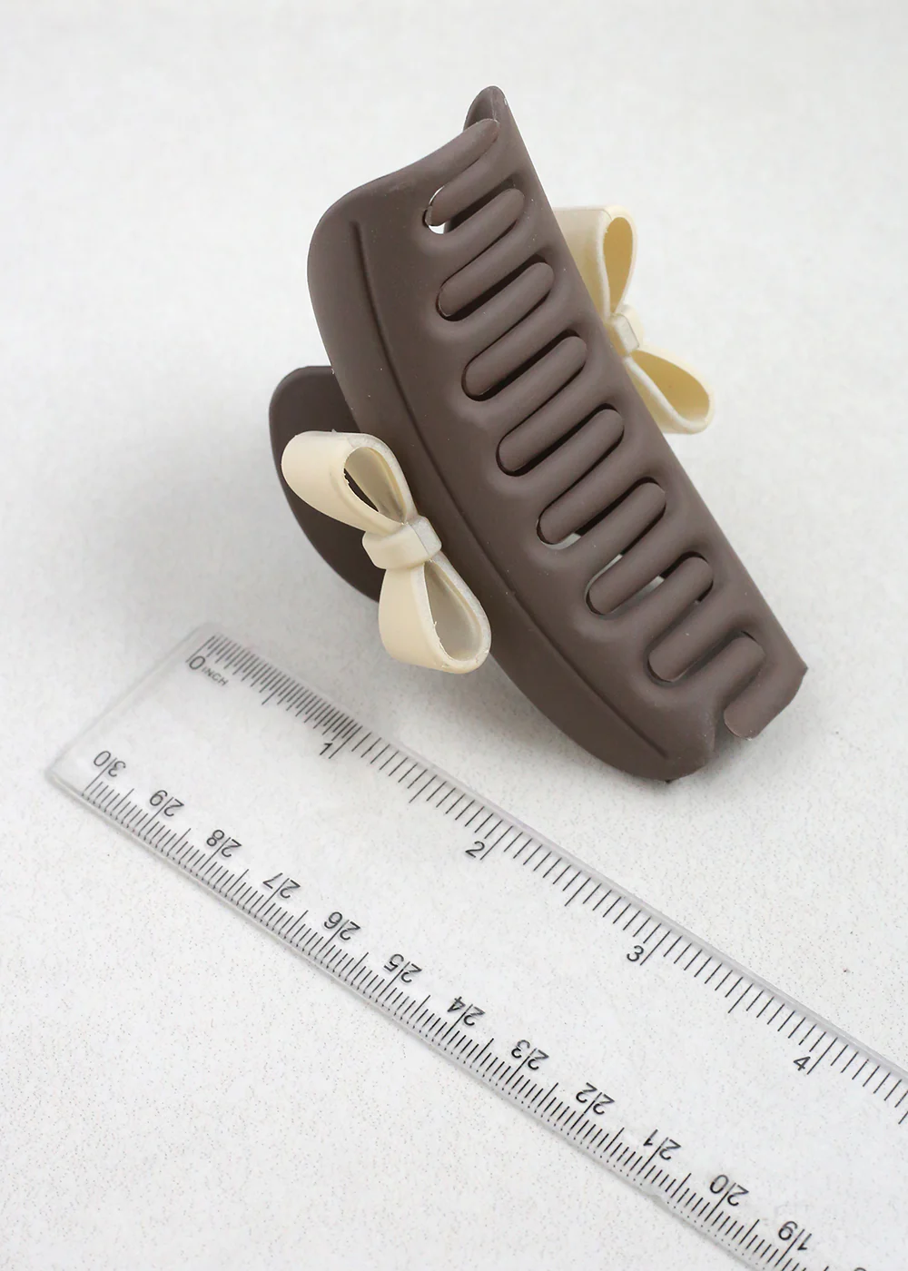 Claw Clip with Bow - Image 8