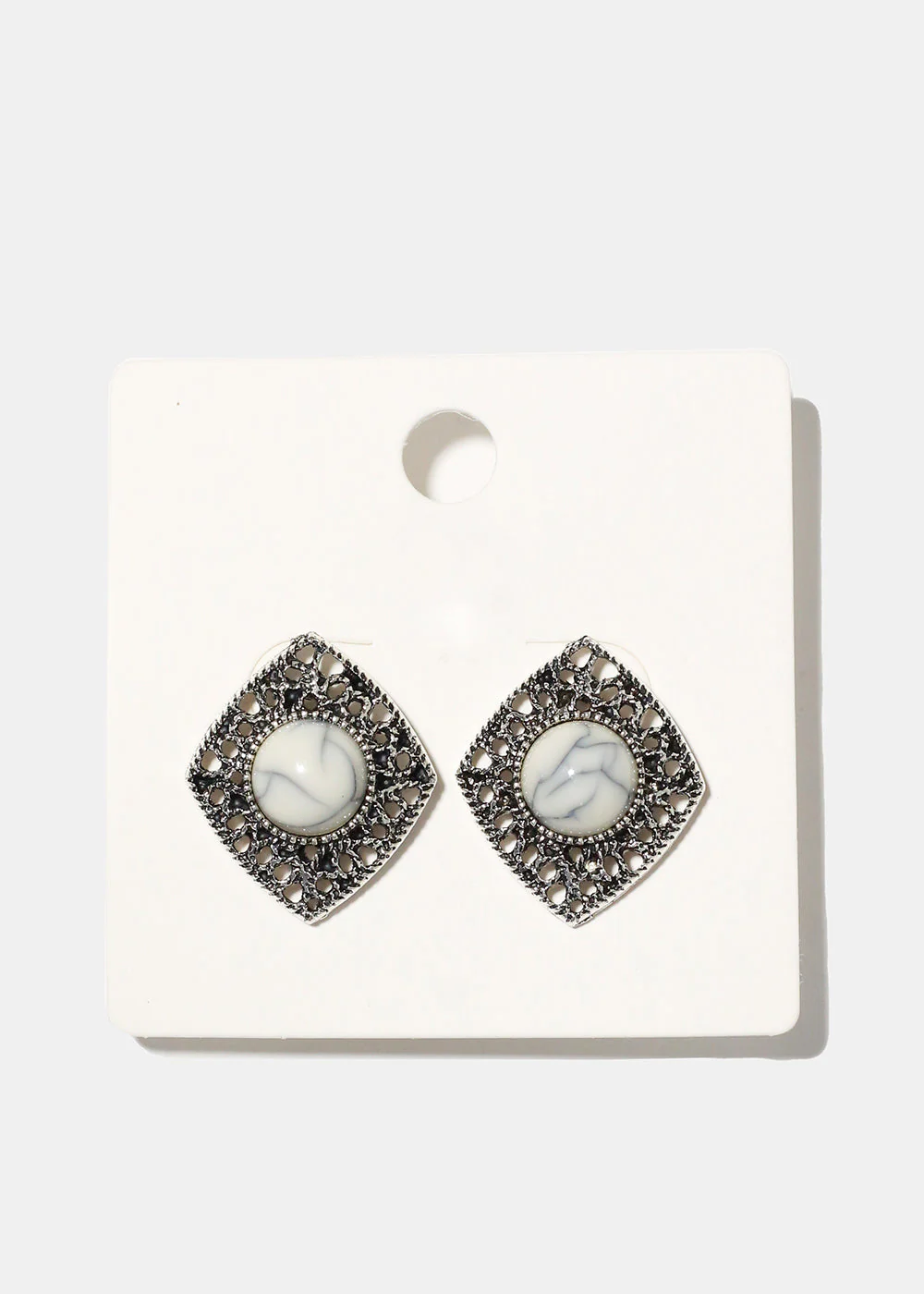 Diamond Shape Earring with Stone - Image 4