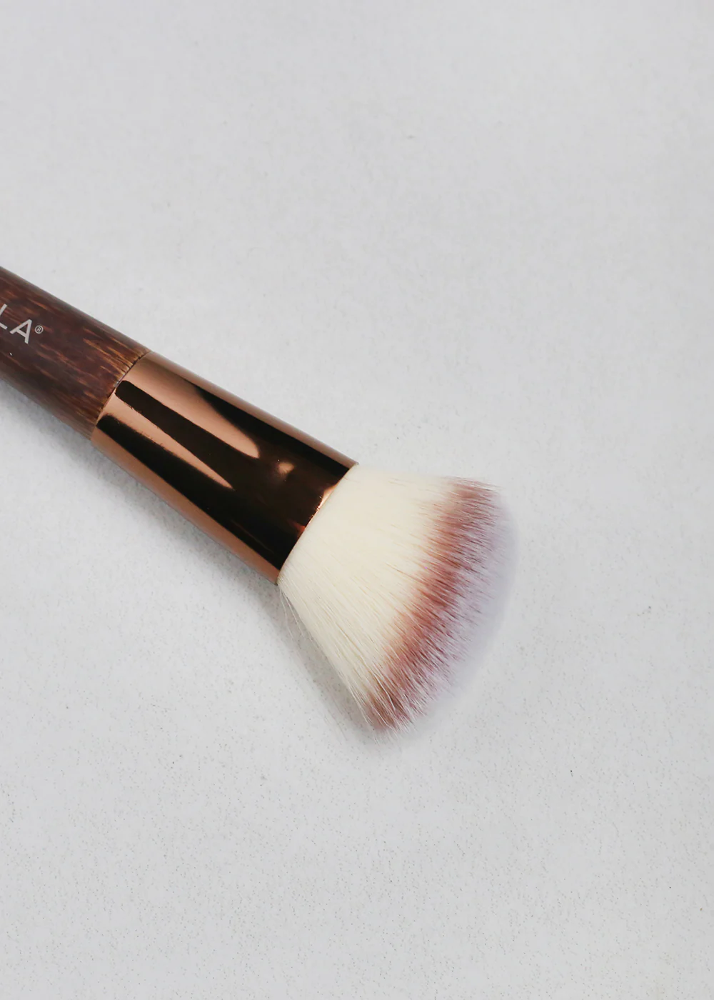Nature Girl Bamboo Double Ended Contour & Bronzer Brush - Image 2