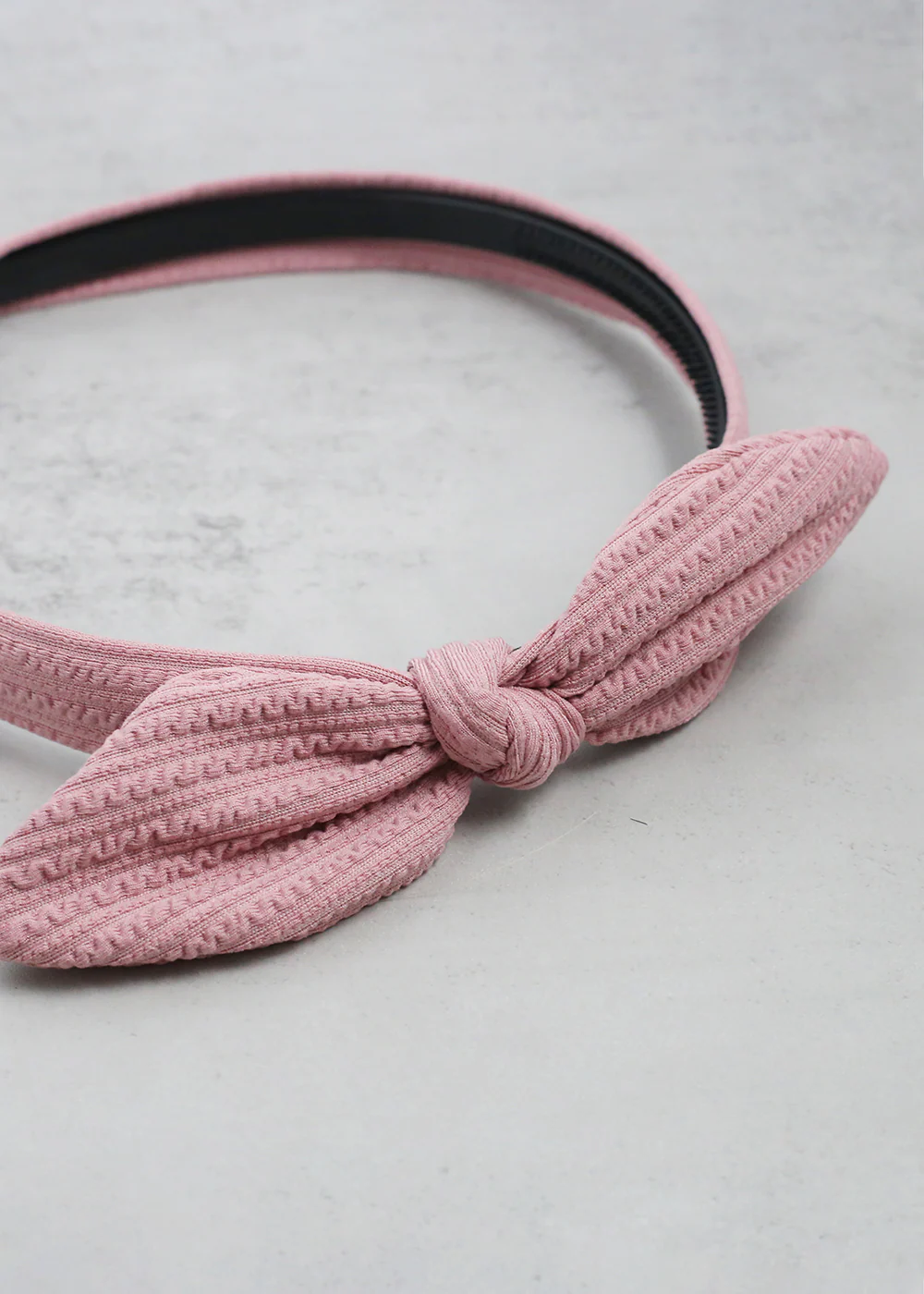 Textured Fabric Knotted Bow Headband - Image 8