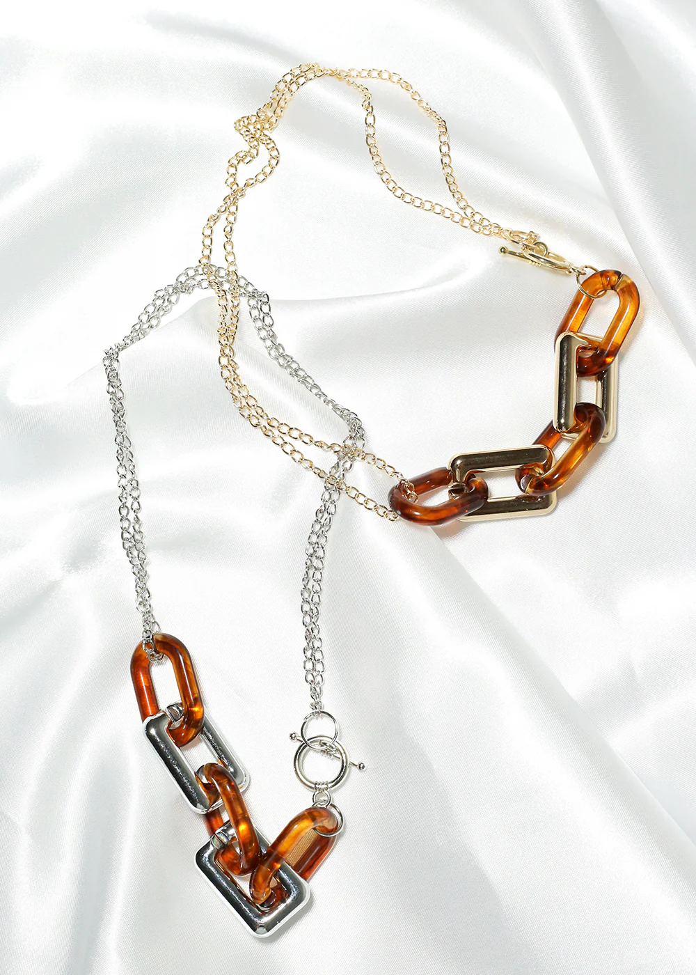 Tortoise Linked Necklace