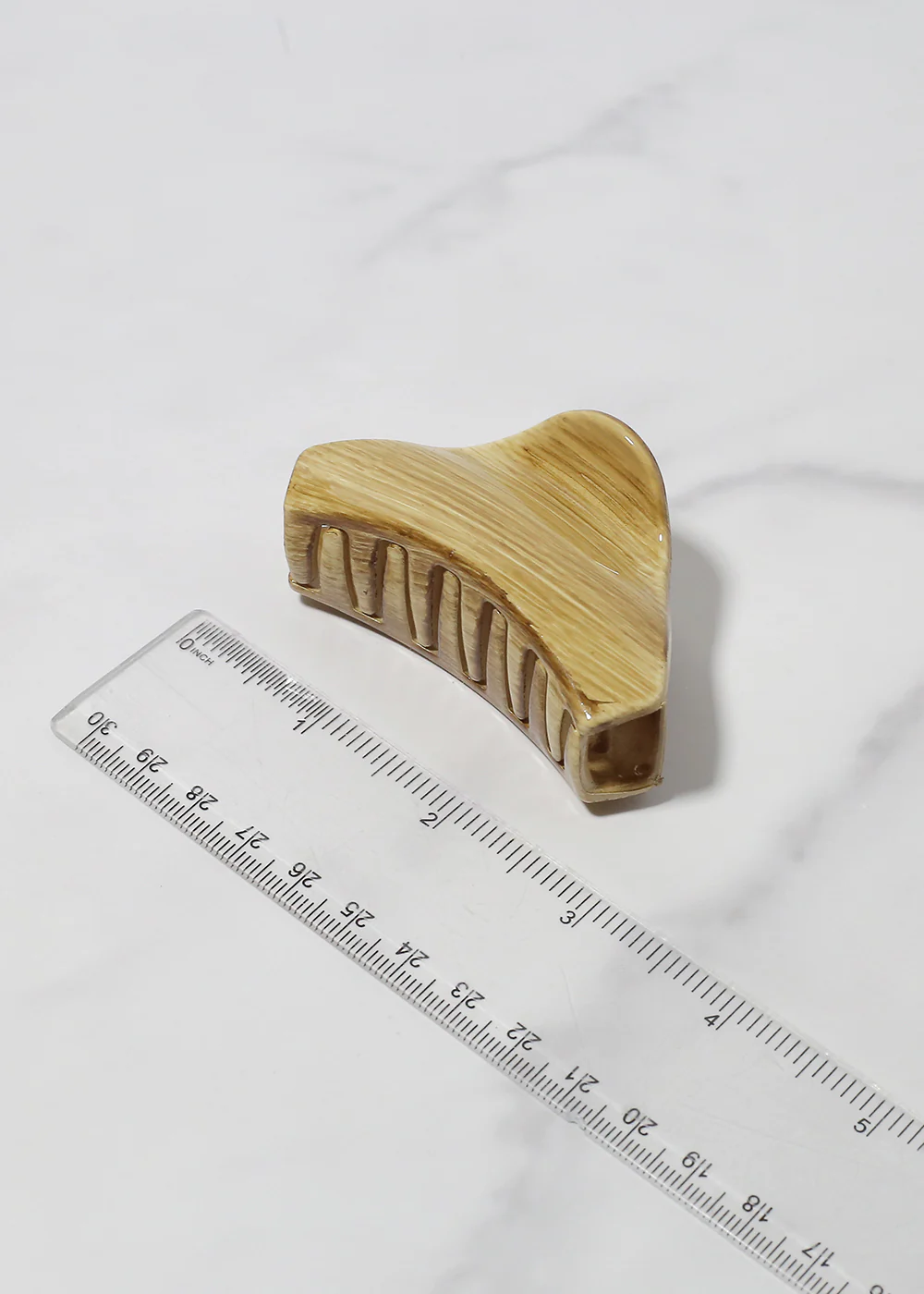 Wood Effect Hair Claw Clip - Image 4